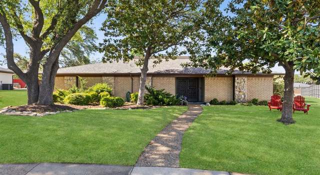 Photo of 7272 Tangleglen Pl, Dallas, TX 75248