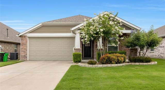 Photo of 1808 Ranch Trail Rd, Aubrey, TX 76227