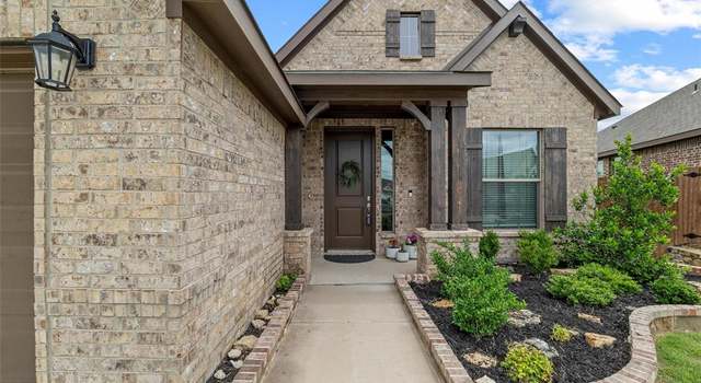 Photo of 705 Sandy Chip Trl, Fort Worth, TX 76108