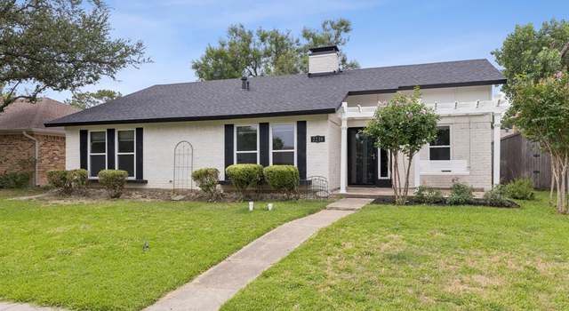 Photo of 2218 Greenvalley Dr, Carrollton, TX 75007