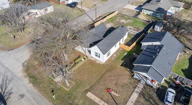 Photo of 1820 Franklin St, Bonham, TX 75418