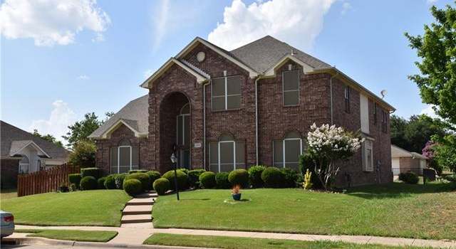 Photo of 2816 Olympia Dr, Grand Prairie, TX 75052
