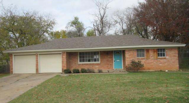 Photo of 340 Afton Rd, Fort Worth, TX 76134