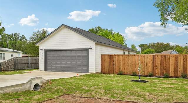 Photo of 3829 Lands End Ct, Granbury, TX 76048
