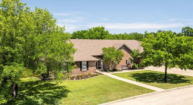 Photo of 210 Arthur Dr, Kennedale, TX 76060