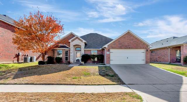 Photo of 1610 White Willow Ln, Arlington, TX 76002