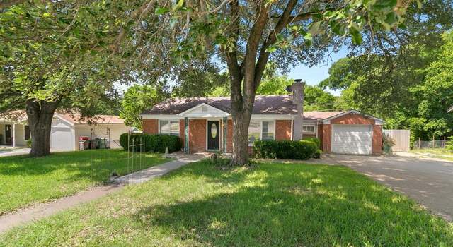 Photo of 1715 Glenwick Dr, Fort Worth, TX 76114