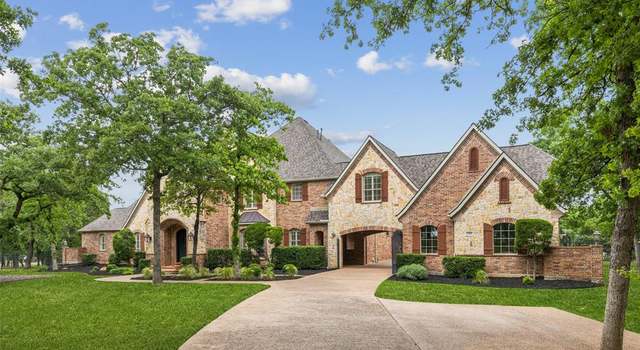 Photo of 1205 Saddlebrook Way, Bartonville, TX 76226