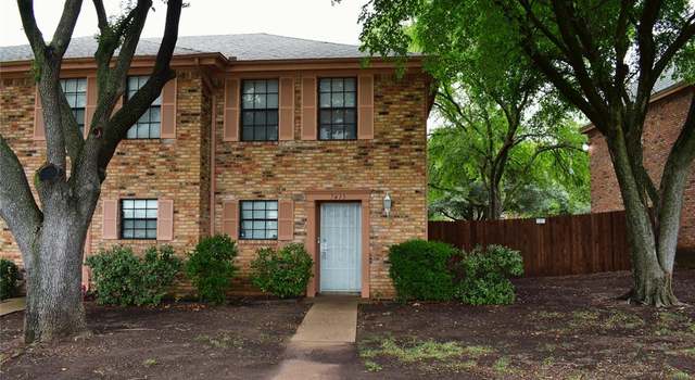 Photo of 7415 Kingswood Dr, Fort Worth, TX 76133