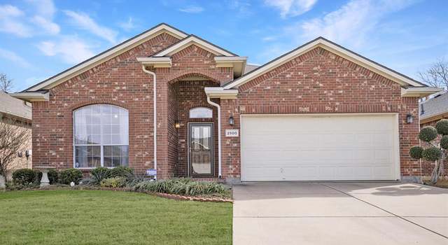 Photo of 2500 Priscella Dr, Fort Worth, TX 76131