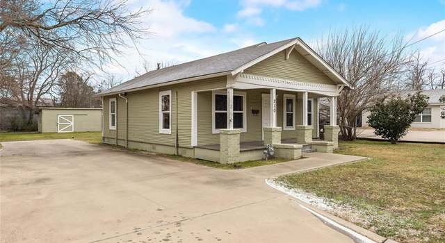 Photo of 210 Locust St S, Sulphur Springs, TX 75482