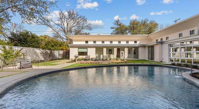 Photo of 304 Crestwood Dr, Fort Worth, TX 76107