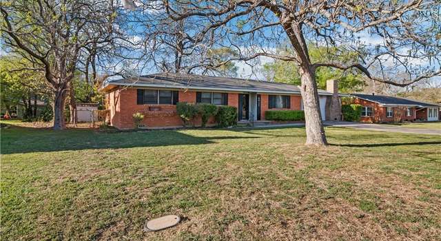 Photo of 8817 Oakdale Dr, Woodway, TX 76712