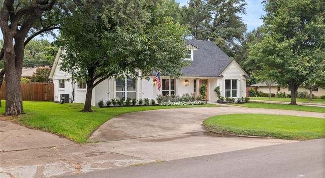 Photo of 13808 Peyton Dr, Dallas, TX 75240