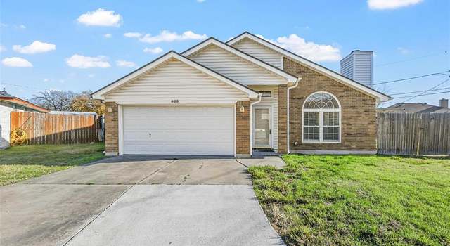 Photo of 805 Columbia Ct, Blue Mound, TX 76131