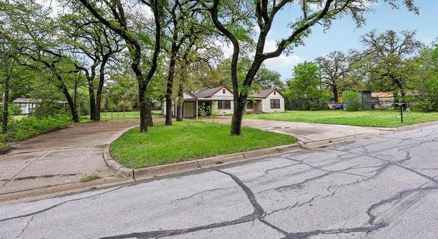 Photo of 3304 Chippewa Trl, Lake Worth, TX 76135