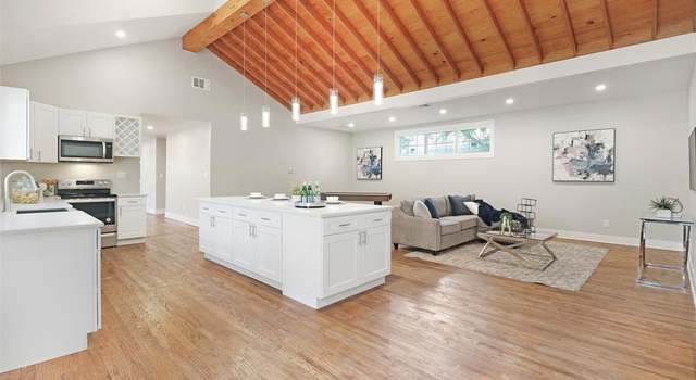 Photo of 123 N Jester Ave, Dallas, TX 75211