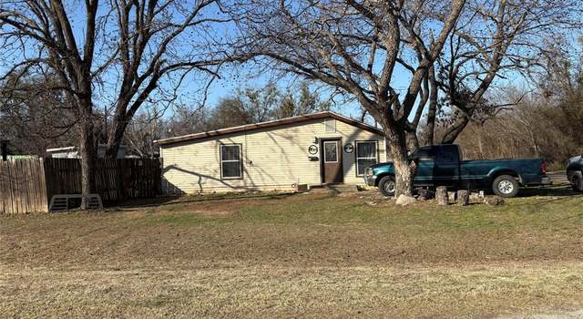 Photo of 300 N Broadway, Blanket, TX 76432