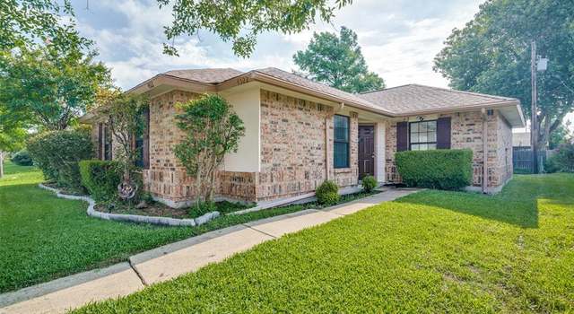 Photo of 4522 Ebb Tide Dr, Rowlett, TX 75088