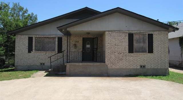 Photo of 1221 Chestnut St, Waco, TX 76704