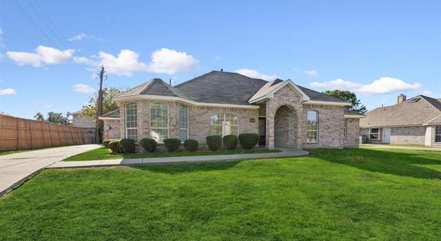 Photo of 7501 Princeton Rd, Rowlett, TX 75089