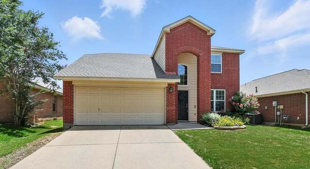 Photo of 8520 Hawks Nest Dr, Fort Worth, TX 76131