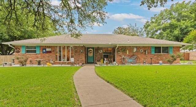Photo of 1118 Willowcreek Rd, Cleburne, TX 76033