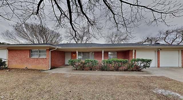Photo of 217 Chateau Dr, Fort Worth, TX 76134