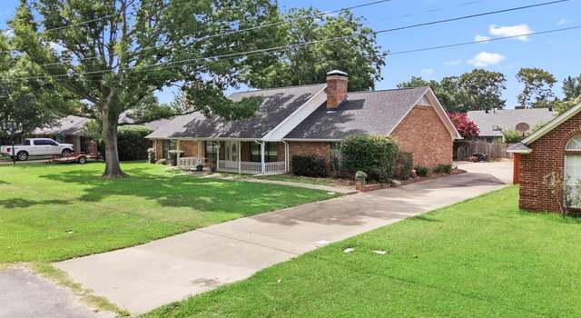 Photo of 521 Sunnyside Dr, Chandler, TX 75758