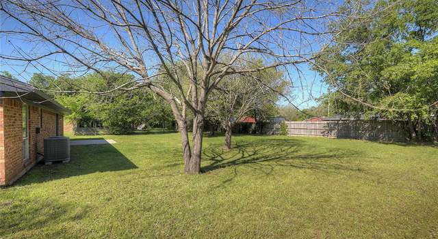 Photo of 1206 Gibbard Ave, Wills Point, TX 75169