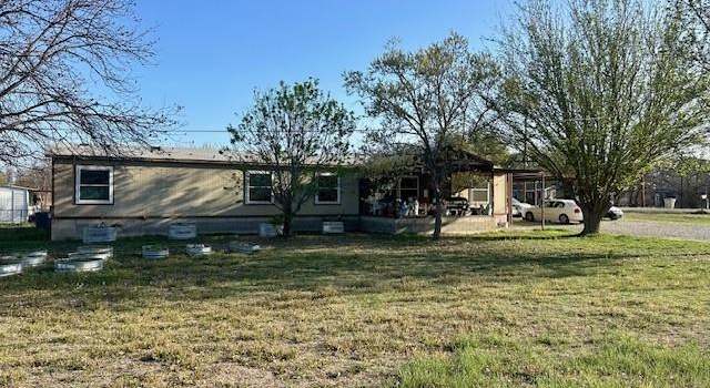 Photo of 410 Pecan St, Bangs, TX 76823