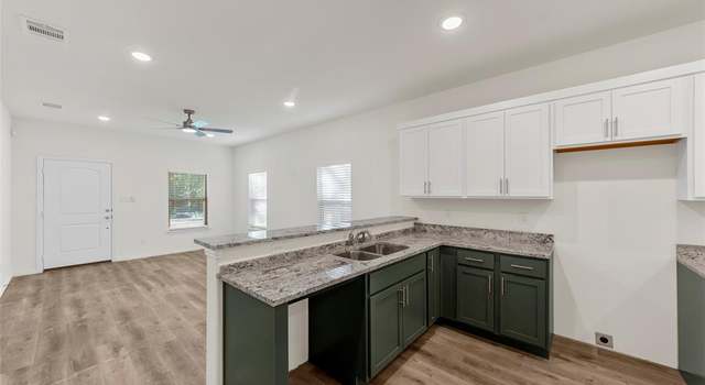 Photo of 2715 Goodwill Ave, Dallas, TX 75210