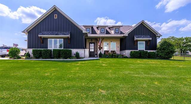 Photo of 400 Christian Way, Azle, TX 76020
