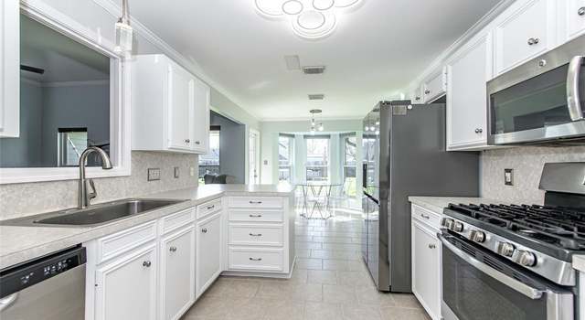 Photo of 5870 Bayou Dr, Bossier City, LA 71112