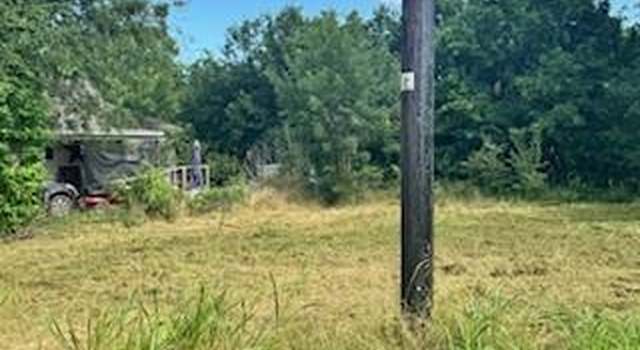 Photo of 609 West Main St, Wolfe City, TX 75496
