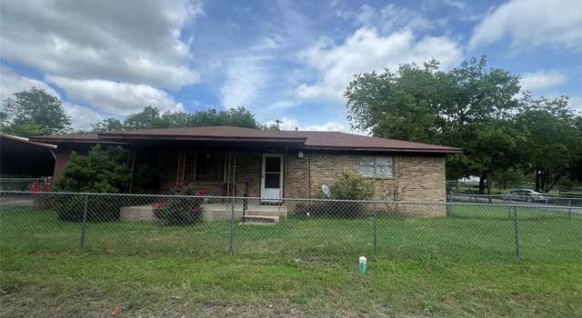 Photo of 803 Harris St, Bellmead, TX 76705