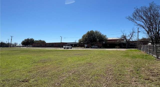 Photo of Lot 2B-3 5th St, Lott, TX 76656
