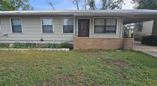 Photo of 911 Calcutta St, Brady, TX 76825