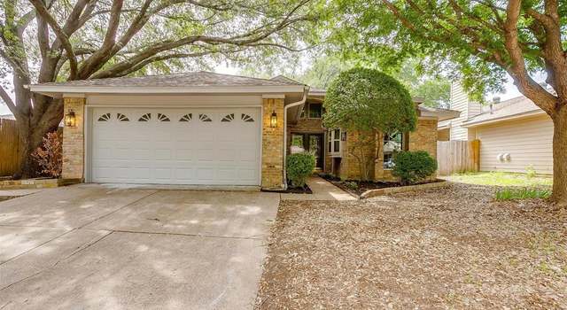 Photo of 2204 Mediterranean Ave, Arlington, TX 76011