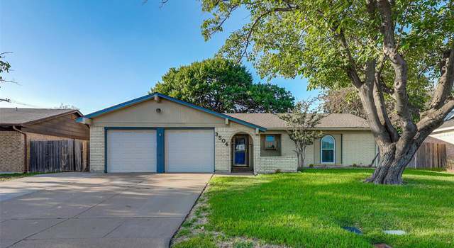 Photo of 3504 Madrid Dr, Fort Worth, TX 76133
