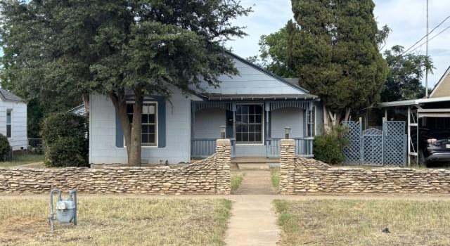 Photo of 1212 Mccaulley St, Sweetwater, TX 79556