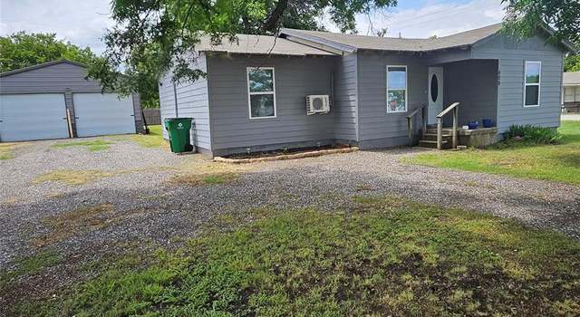Photo of 400 Randall St, Rhome, TX 76078