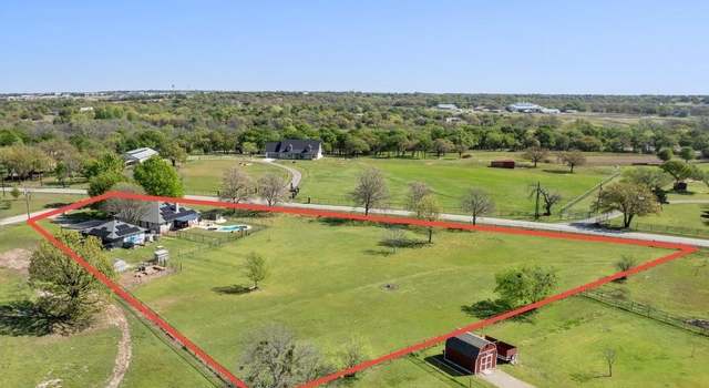 Photo of 101 Vineyard St, Weatherford, TX 76087