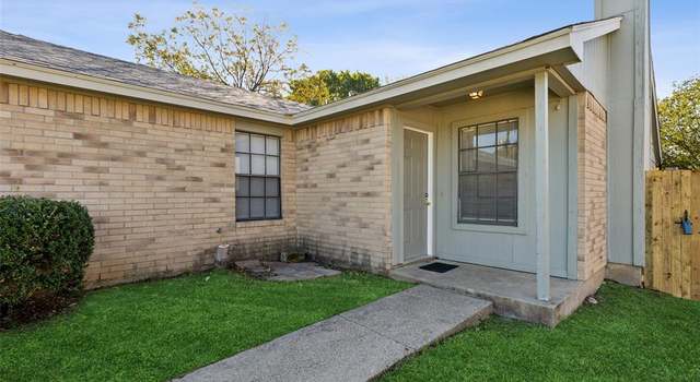 Photo of 204 New Hope Rd, Kennedale, TX 76060