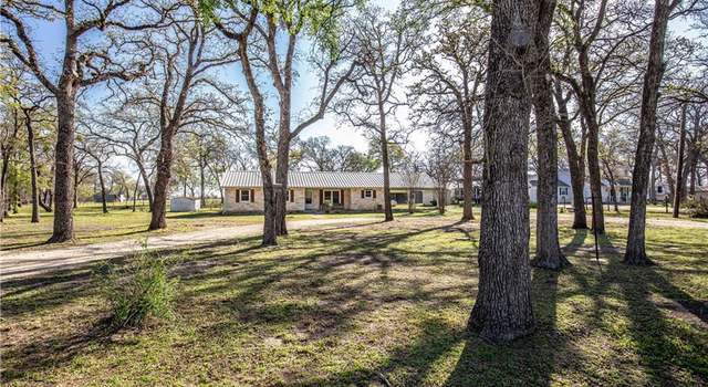 Photo of 182 Briar Ln, Chilton, TX 76632