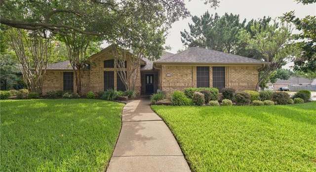 Photo of 216 Roy Ln, Keller, TX 76248