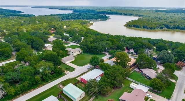 Photo of 290 Ila Dr, Pottsboro, TX 75076