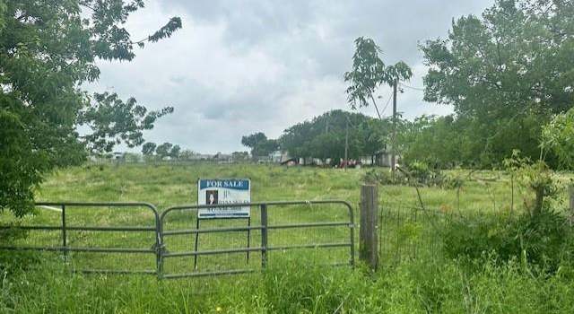 Photo of 2917 Luisa Ln, Alvarado, TX 76009