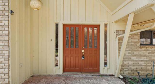 Photo of 2812 Oak Cliff Ln, Arlington, TX 76012