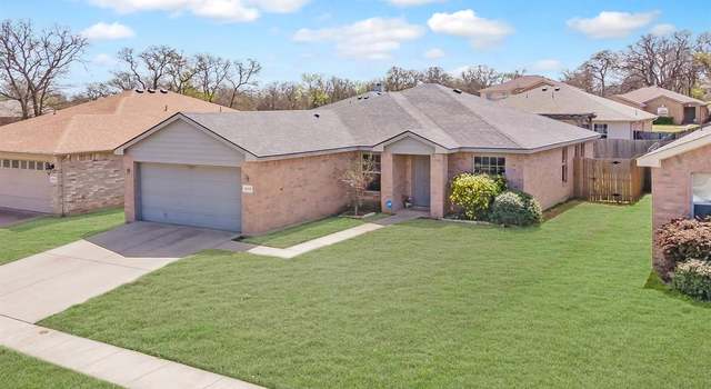 Photo of 8028 Sartain Dr, Fort Worth, TX 76120